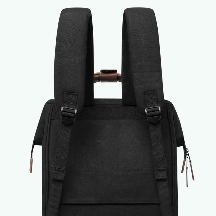 Actual product image Cabaïa Adventurer Large