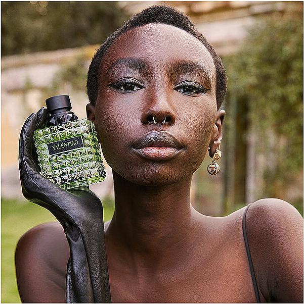 Produktbild Valentino Born in Roma Green Donna (Eau de Parfum, 30 ml)