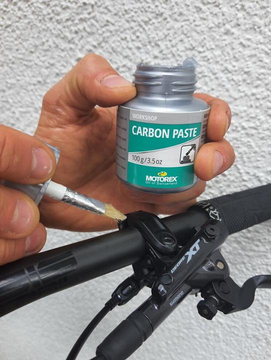Actual product image Motorex carbon paste (100 ml, Assembly paste)