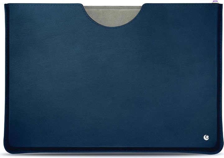 Blu méditerranéen ( Pantone #0E3043 )