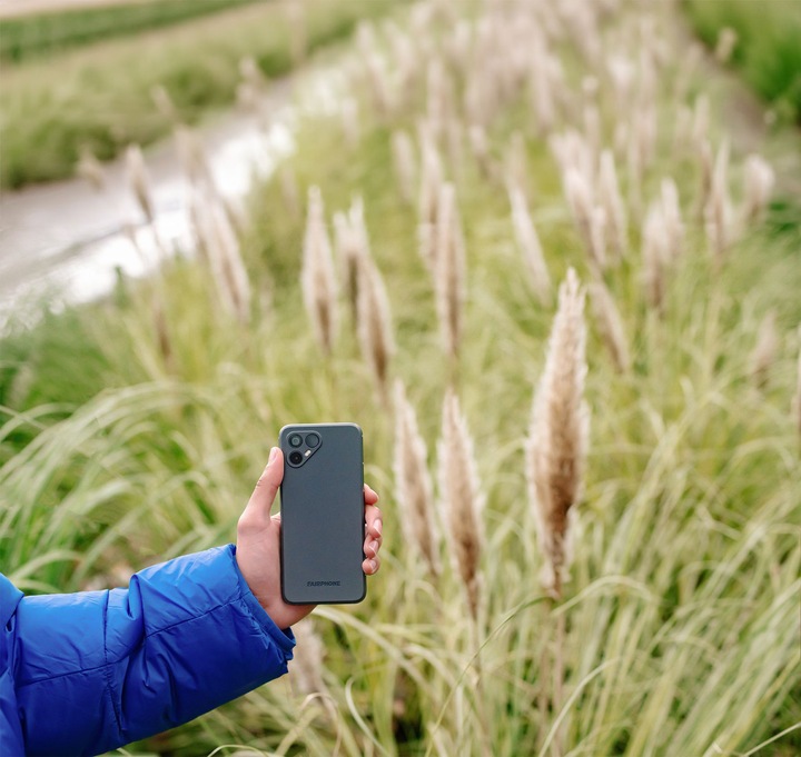 Actual product image Fairphone 4 (128 GB, Grey, 6.30", SIM + eSIM, 48 Mpx, 5G)