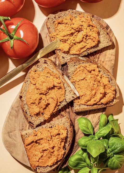 Actual product image KoRo Organic spread with tomato and basil (380 g)