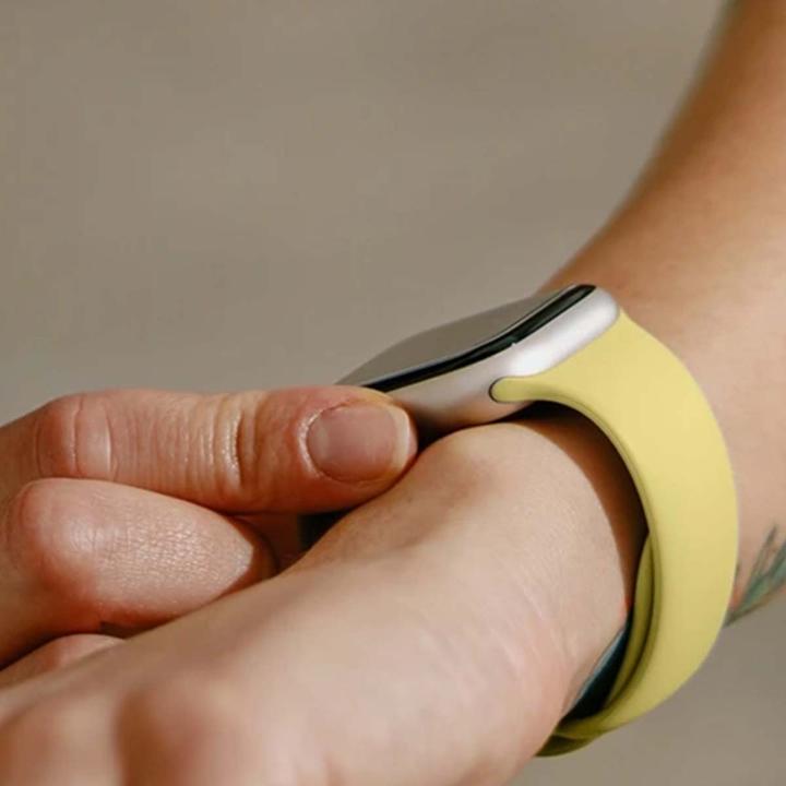 Productafbeelding Crong Apple Watch Silikonarmband 38–42 mm (Silicone)