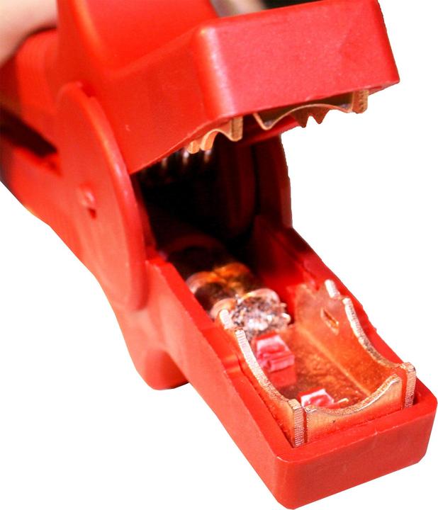 Actual product image IWH Jumper cable DIN 16 mm² - with overvoltage protection - 3 metres - 12 / 24 volts, for petrol