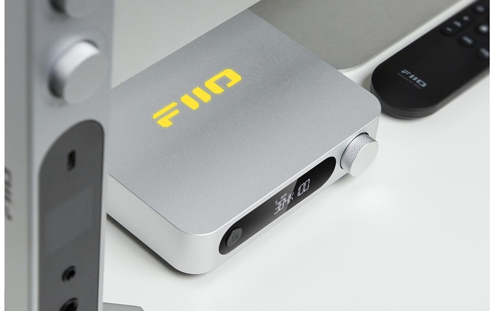 Actual product image FiiO SR11 (Wi-Fi)
