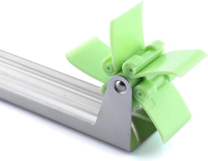 Actual product image InnovaGoods Cube cutter for watermelon