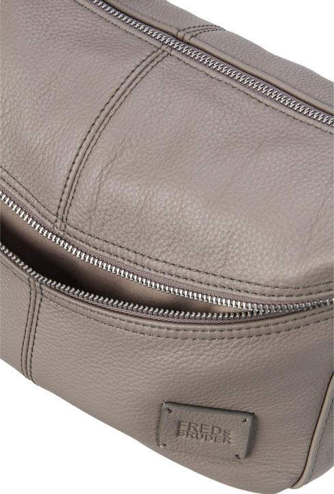 Actual product image FredsBruder Feeling Good shoulder bag leather 26 cm