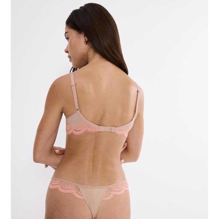 Actual product image Triumph Comfort Glam WH (Single pack, 90 B)