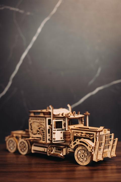 Image du produit Wood Trick Camion - Semi-remorque - 3D Kit de construction en bois