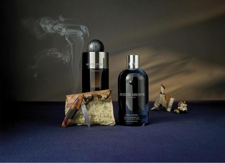 Actual product image Molton Brown Dark Leather (300 ml)