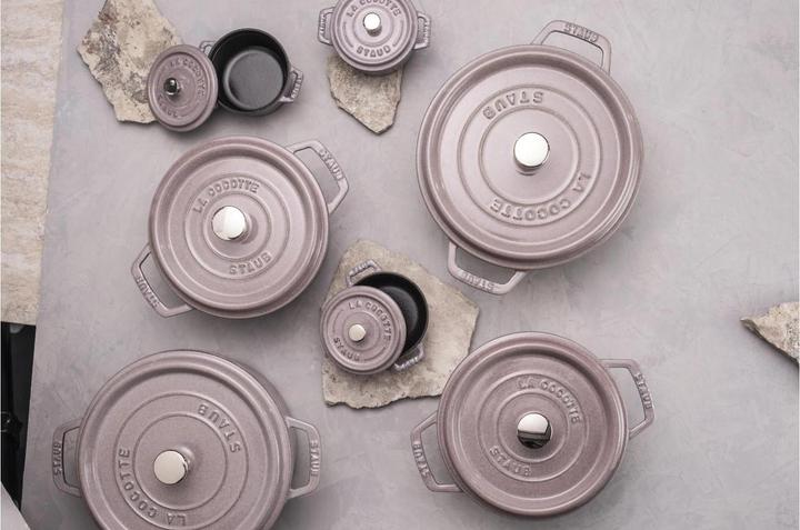 Produktbild Staub Cocotte (22 cm, Bräter + Schmortopf, Gusseisen)