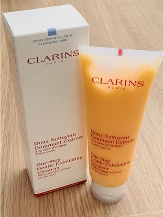 Image du produit Clarins Doux Nettoyant Gomm Expr (Lingettes nettoyantes pour le visage, 125 ml)