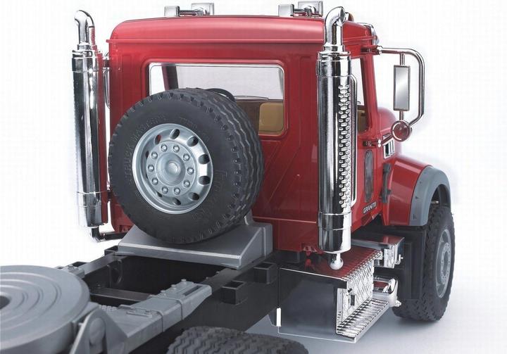 Image du produit Bruder Camion Mack Granite avec remorque surbaissée et pelleteuse