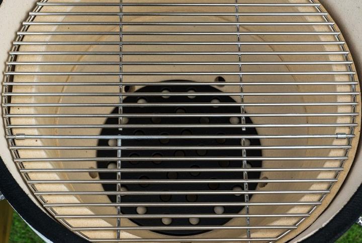 Actual product image BBQ Master Kamado XL White