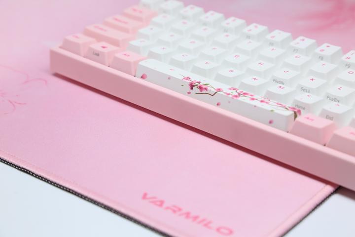 Actual product image Varmilo Sakura (XL)