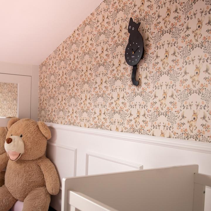 Actual product image Fisura CAT CLOCK - black