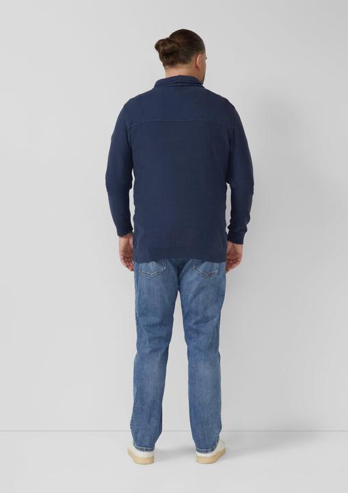 Produktbild s.Oliver Strickpullover Leichter Pullover mit Snood-Kragen und Logo-Detail (4XL)