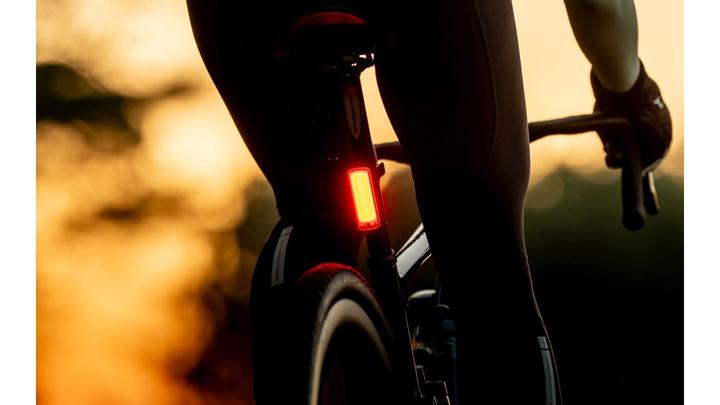 Image du produit BBB Lichtset StrikeDuo 2100i + BLS-168 (2100 lm, 80 lm)