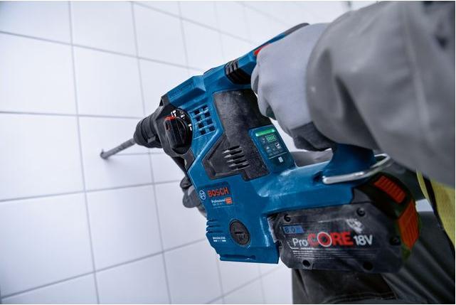Produktbild Bosch Professional GBH 18V-24 C (solo. L) (Akkubetrieb)