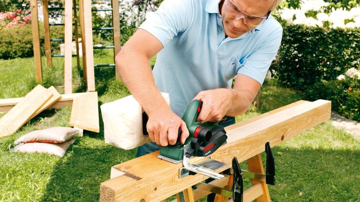 Productafbeelding Bosch Home & Garden UniversalCirc 12