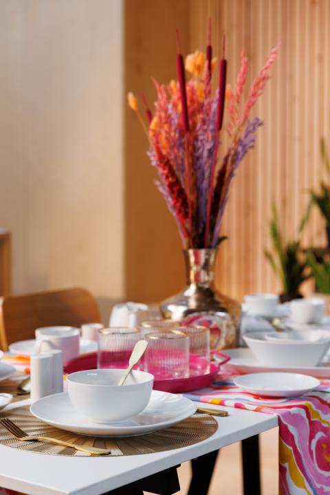 Actual product image Mikasa Chalk 12-Piece Porcelain Dinner Set, White (12 pcs.)
