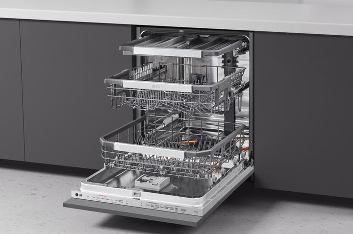 Produktbild LG QuadWash DB475TXS Geschirrspüler mit Vollentleerung Klasse A 14 Plätze Dampf Wi-Fi