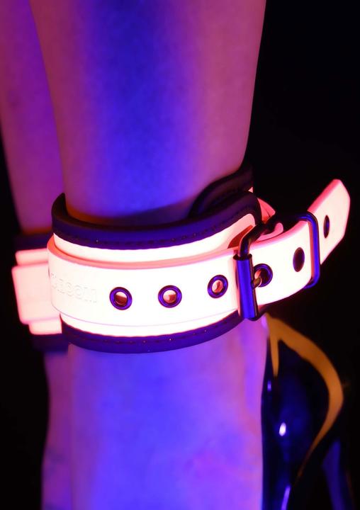 Produktbild Taboom Glow In The Dark Ankle Cuffs