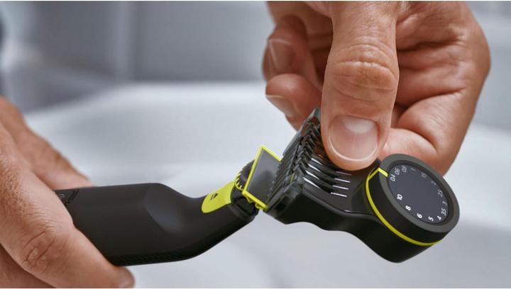 Produktbild Philips OneBlade Pro 360 Face + Body (QP6542/15)
