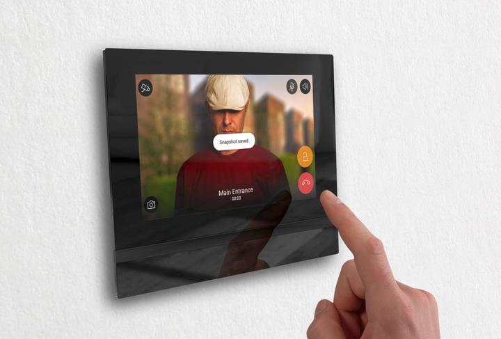 Actual product image 2N Indoor View indoor station with WLAN, black (Cable, Wi-Fi)