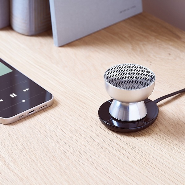 Actual product image Lexon Tamo Głośnik Bluetooth aluminiowy/aluminium LA131AP