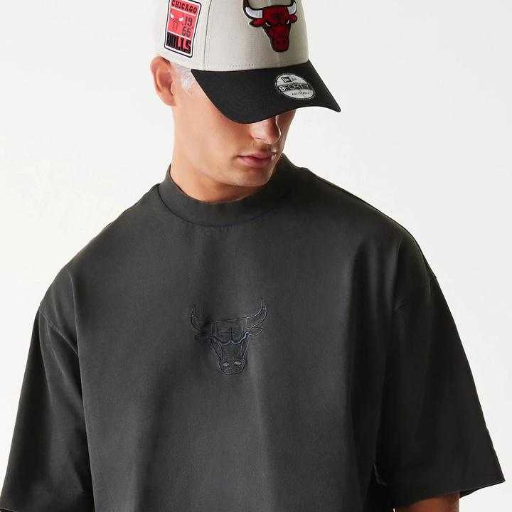 Actual product image New Era Chicago Bulls T-shirt box Washed (L)
