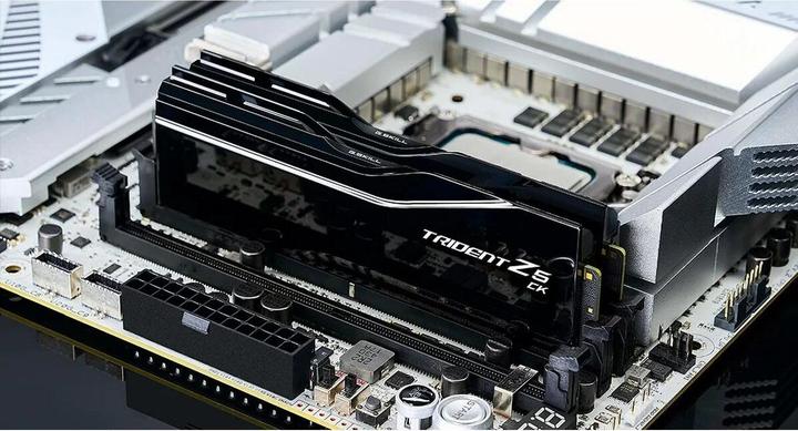 Produktbild G.Skill DDR5 48GB PC 8200 CL40 KIT (2x24GB) TR5CK CUDIMM (2 x 24GB, 8200 MHz, DDR5-RAM, CU-DIMM)