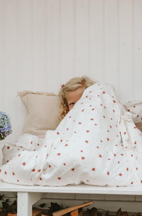 Produktbild Copenhagen Vanilla - Bedding Junior - Milk - 100 x 140 cm, 40 x 45 cm (BEDJ3324) (100 x 140 cm, 40 x 45 cm)