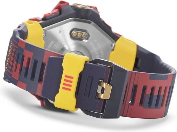 Produktbild G-Shock Herrenuhr Casio G-SQUAD - FC BARCELONA MATCHDAY (Ø 55 mm)
