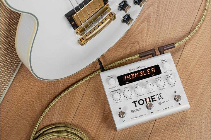 Actual product image IK Multimedia TONEX Pedal Anniversary Edition (Electric bass, Electric guitar)