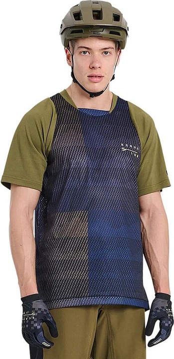 Actual product image ION Jersey Scrub (M)