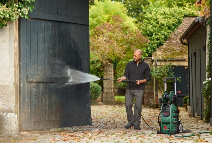 Productafbeelding Bosch Home & Garden AdvancedAquatak 150 incl. slanghaspel (Elektrische stroom)