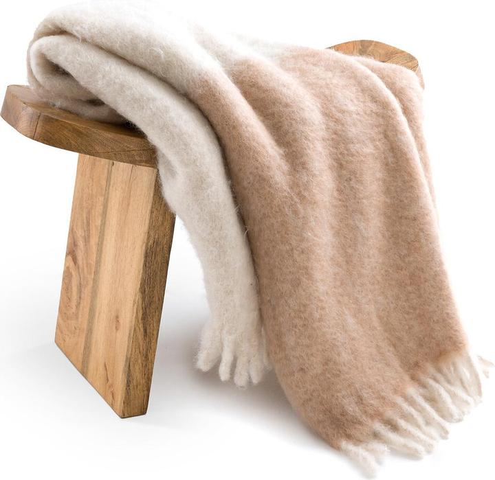 Ecru, Marrone chiaro