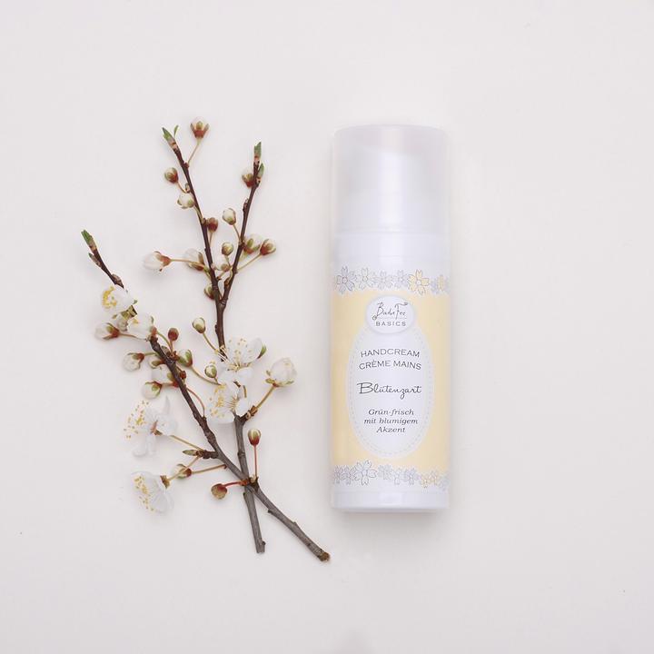 Produktbild Accentra Badefee Handcreme "Blütenzart" (50 ml)