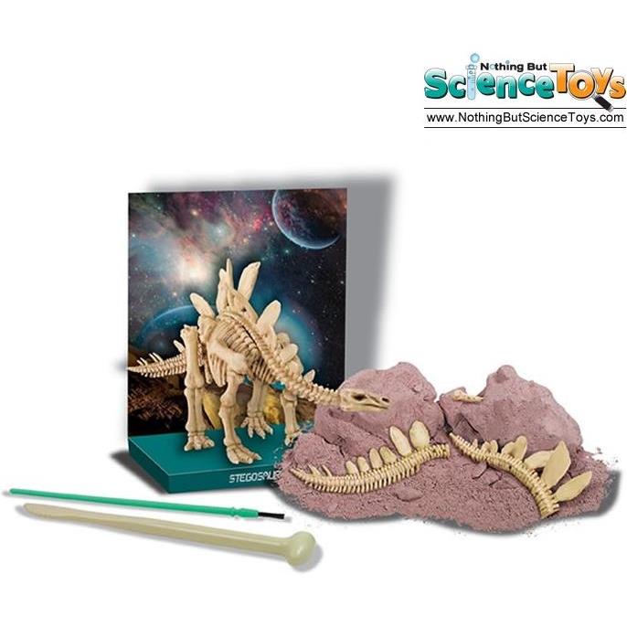 Thumbnail - 4M Dig a Stegosaurus Skeleton