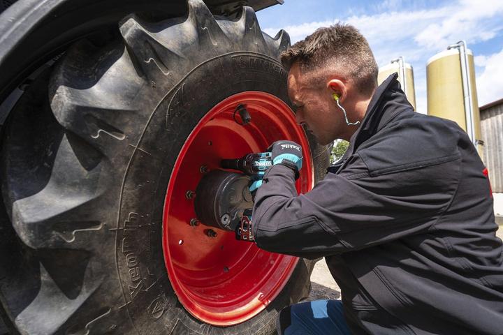 Actual product image Makita TW001GZ