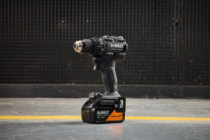 Actual product image DeWalt McLaren F1 Team 18 V XR Special Edition (Drill driver)