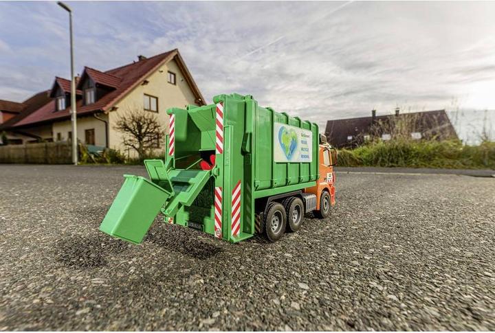 Actual product image Carson 1:20 MB Arocs Garbage Truck 100% RTR (RTR Ready-to-Run)