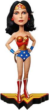 Neca DC Classics Head Knocker figurine à tête branlante Wonder Woman 20 cm