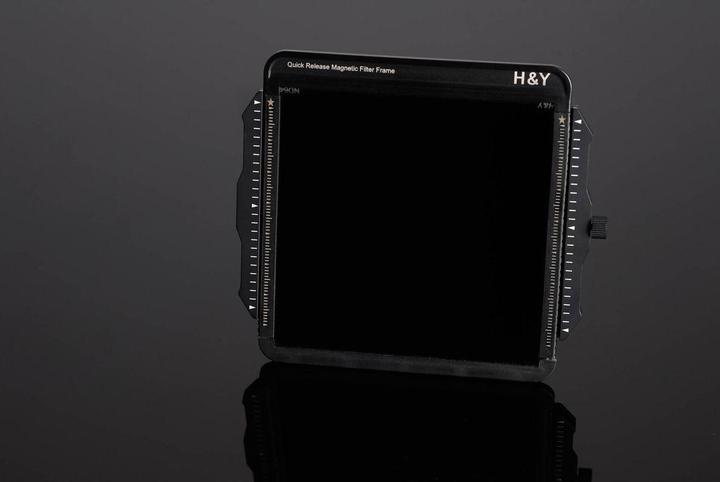 Produktbild Laowa Filterhalter 100x100mm Set mit Rahmen für 9mm 1:5.6 RL (Obektivfilter Halter, 100 mm)