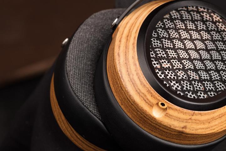 Produktbild Sendy Audio Aiva (Kabelgebunden)