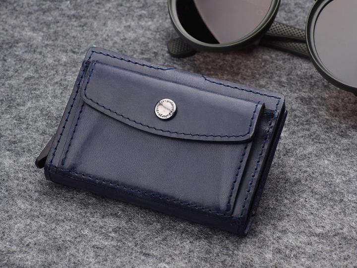 Actual product image Pularys Wallet HIKER MAX credit card holder