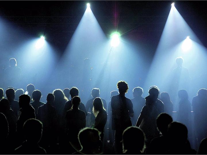 Image du produit Omnilux PAR-64 240V/1000W GX16d NSP 300h H (1000 W, GX16d)