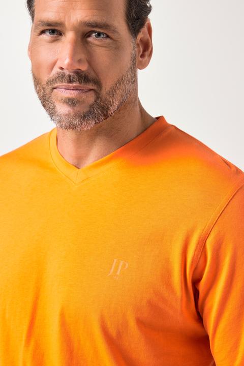 Actual product image JP1880 2 Pack of Essential V-Neck Tees (5XL)