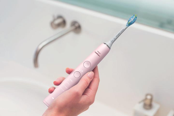 Actual product image Philips Sonicare DiamondClean 9000 (Sonic toothbrush)